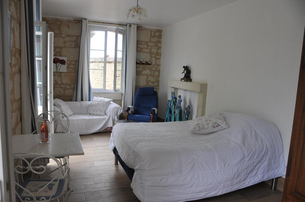 PETITE MAISON des ROSES Brain-sur-Allonnes Exterior foto